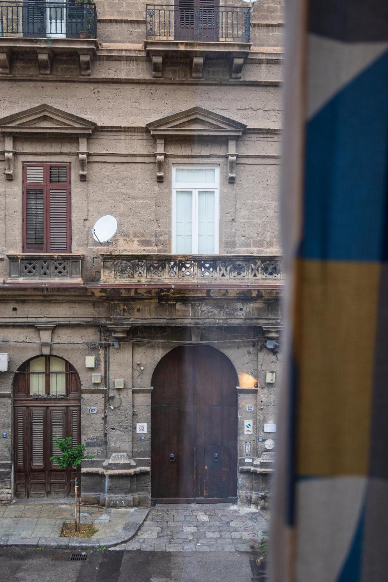 Palazzo Falcone Apartment